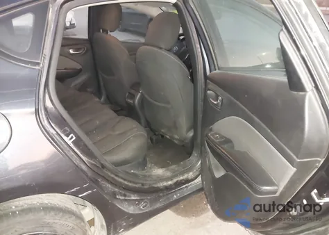 2013 Dodge Dart Sxt z USA, uszkodzony, nr VIN 1C3CDFBA5DD322842